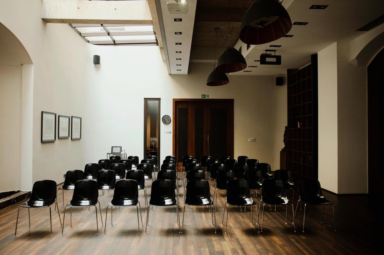 ホテル モノポール ブロツワフ ヴロツワフ エクステリア 写真 The interior of the library