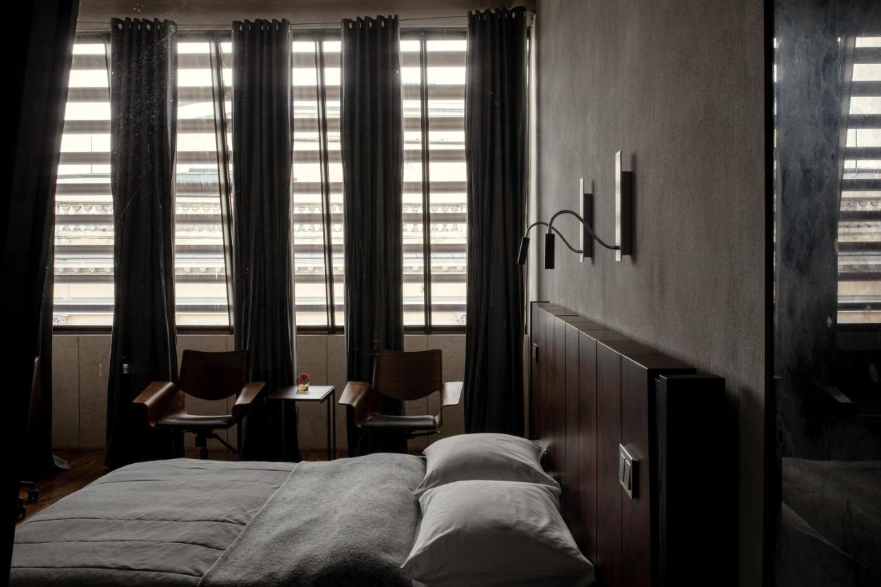 ホテル モノポール ブロツワフ ヴロツワフ エクステリア 写真 A room at the Hotel